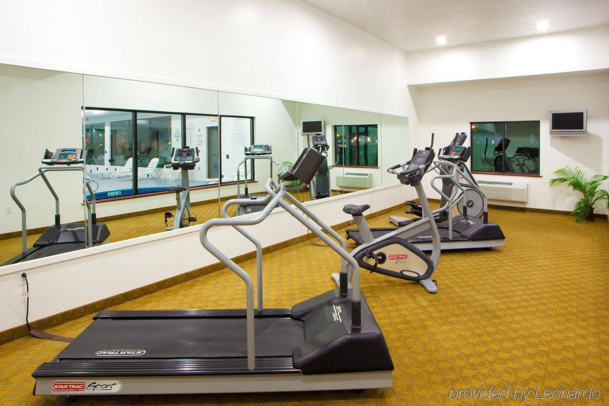 Holiday Inn Express Hotel & Suites Elkins By Ihg Eksteriør bilde